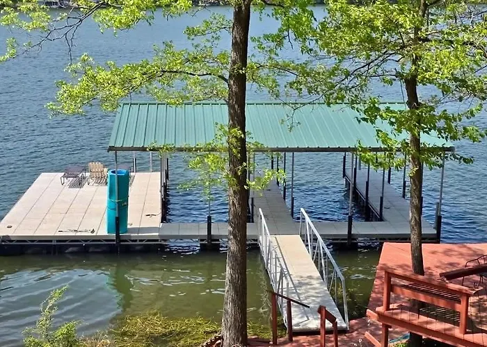 Holiday home Log Hot Tub Retreat, Kayaks *